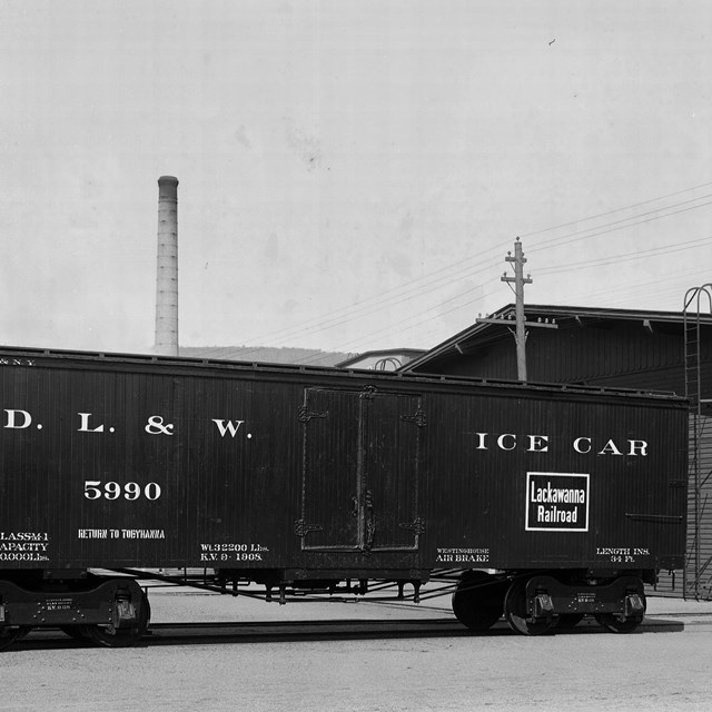 D. L. & W. Ice Car No. 5990