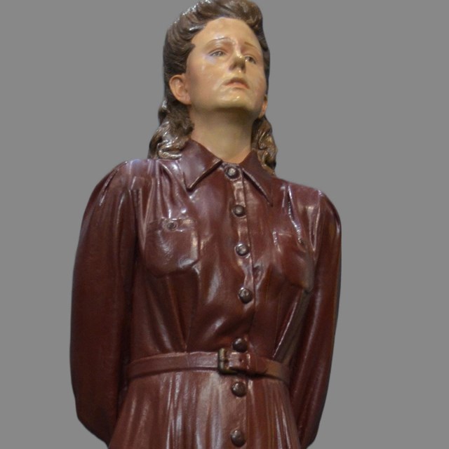 Telegraph Operator Mannequin