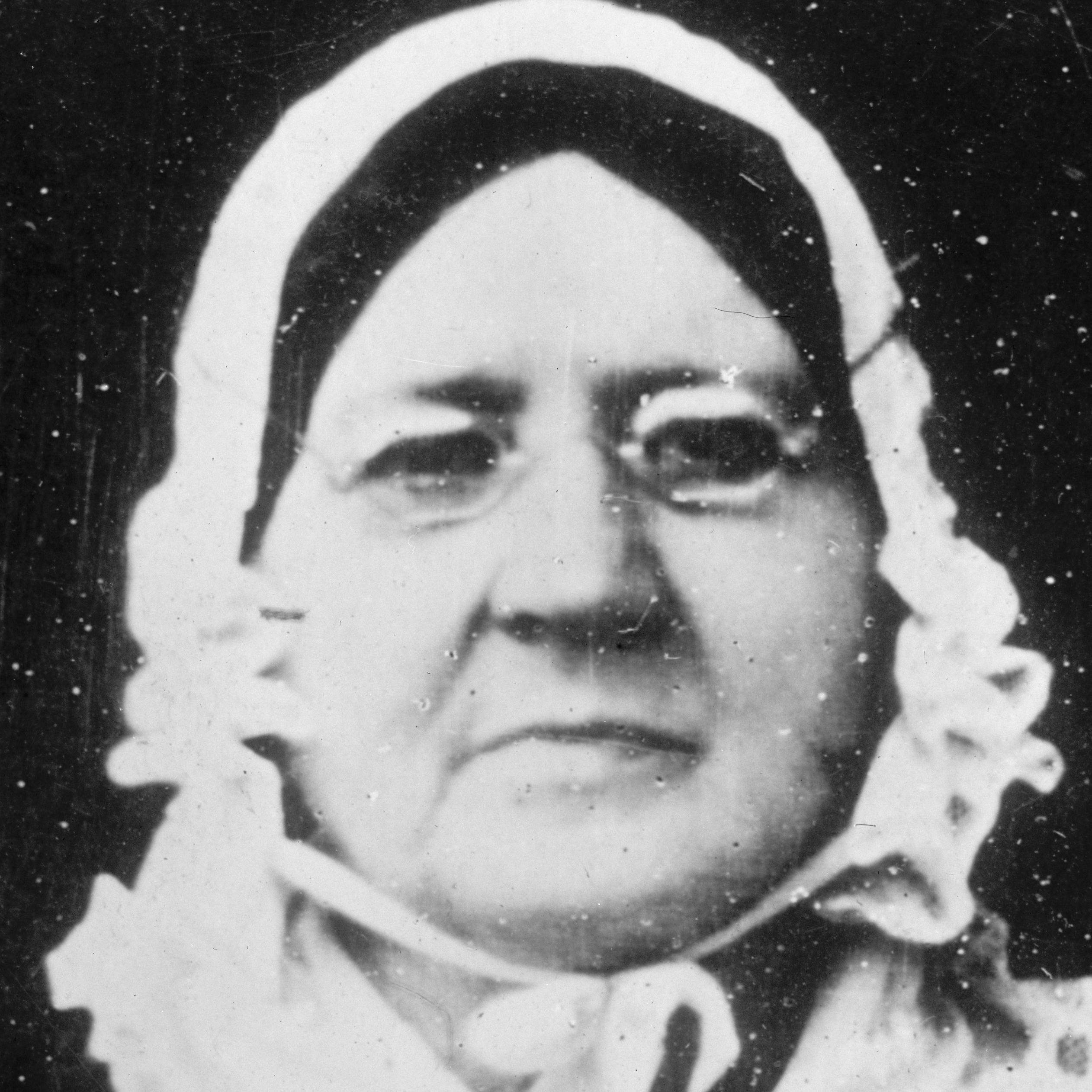 Mary Pickersgill and her team sewed the flag that inspired Francis Scott Key.