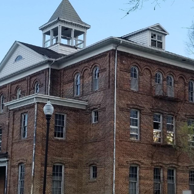 The image above shows modern day Science (Thrasher) Hall