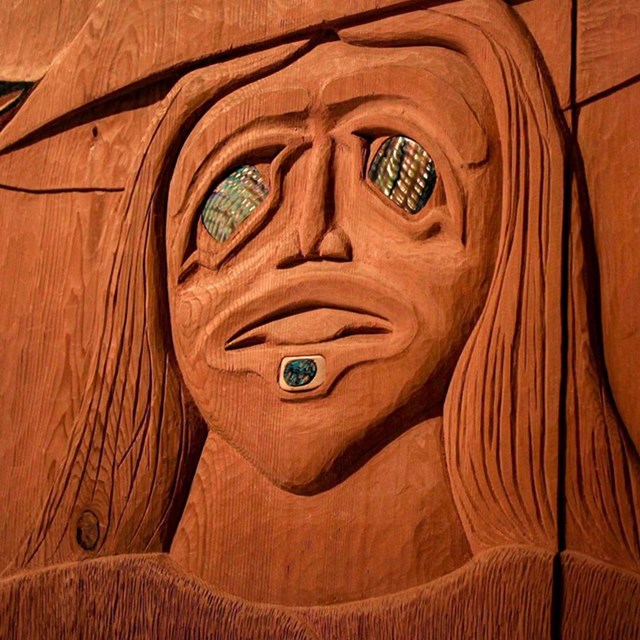 a carving of Kasteen