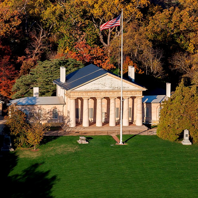 Arlington House, The Robert E. Lee Memorial.
