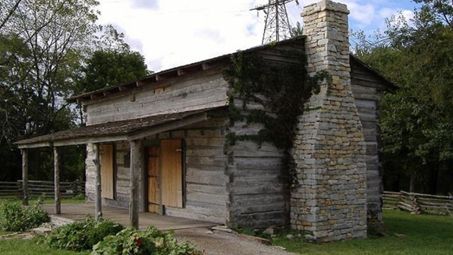 reproduction of george rogers clark cabin