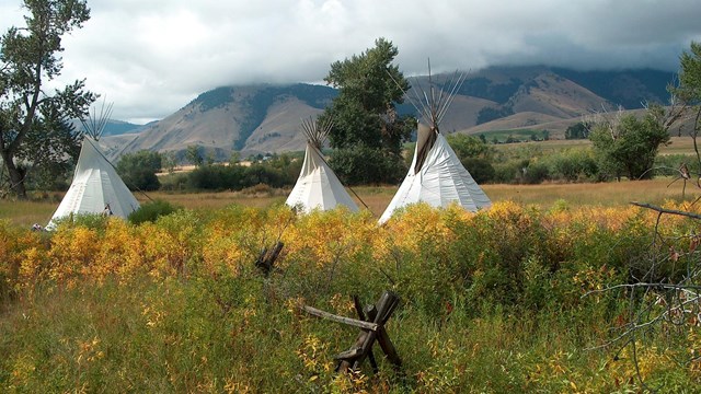 photo of tipis on nez perce land