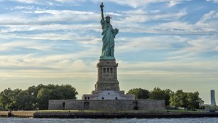 Statue of Liberty on island. CC0