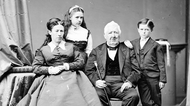 Grant, Mrs. U.S. and son (Jesse) and daughter (Nellie) also her father Mr. Dent