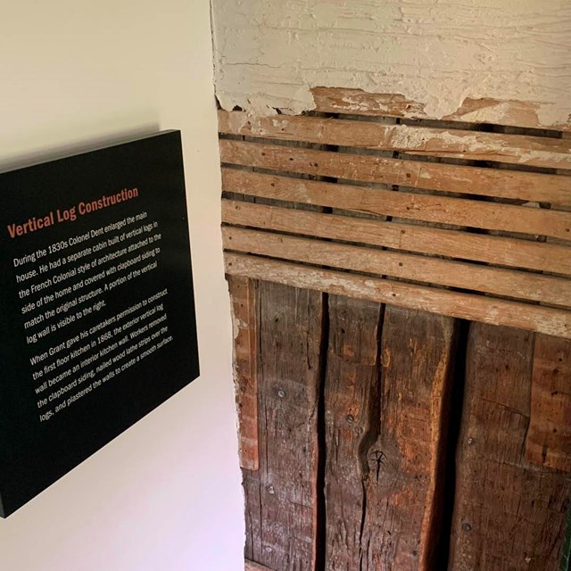 (Vertical log construction)