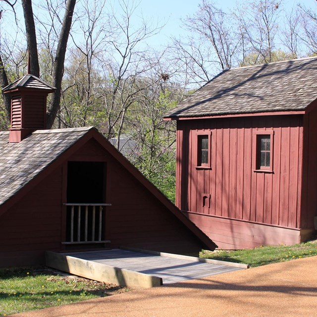 (Ice house and chicken house)