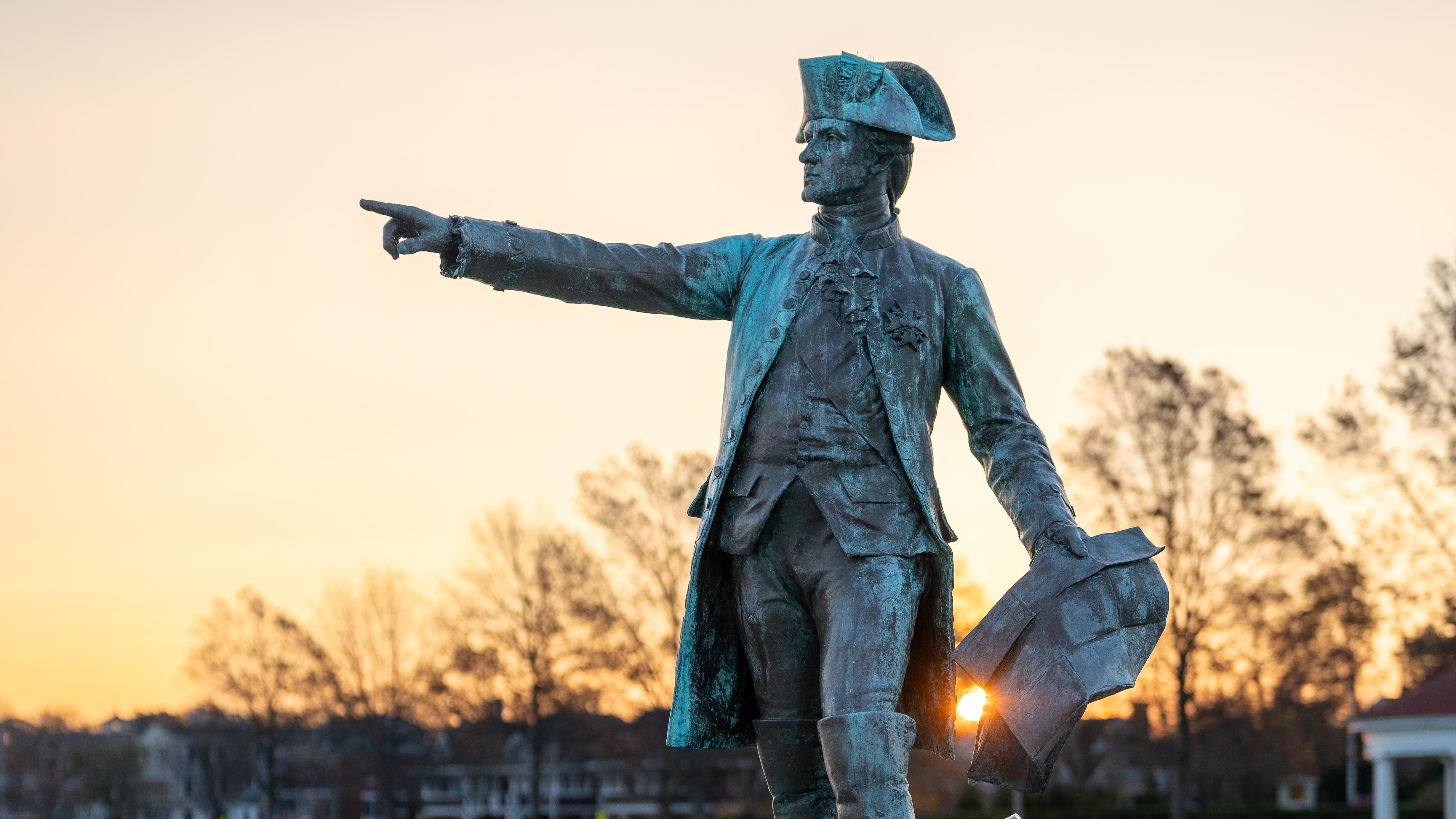 WARO Unigrid front page shows background map, portrait of both Washington and Rochambeau, with text