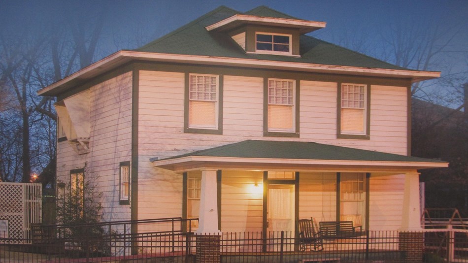 The birthplace home of president Bill Clinton.