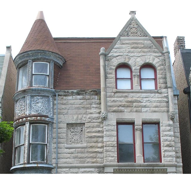 Photo of Ida B Wells Barnett House in Chicago, by TonyTheTiger CC BY SA