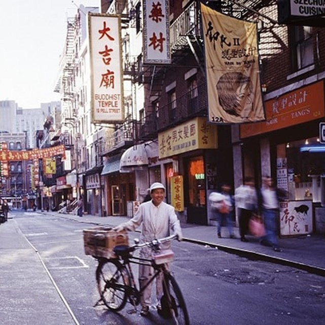 Photo of NYC Chinatown by Carol Highsmith. LOC Collections
