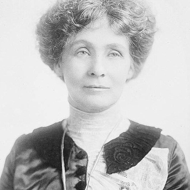Black and white photo of Emmeline Pankhurst