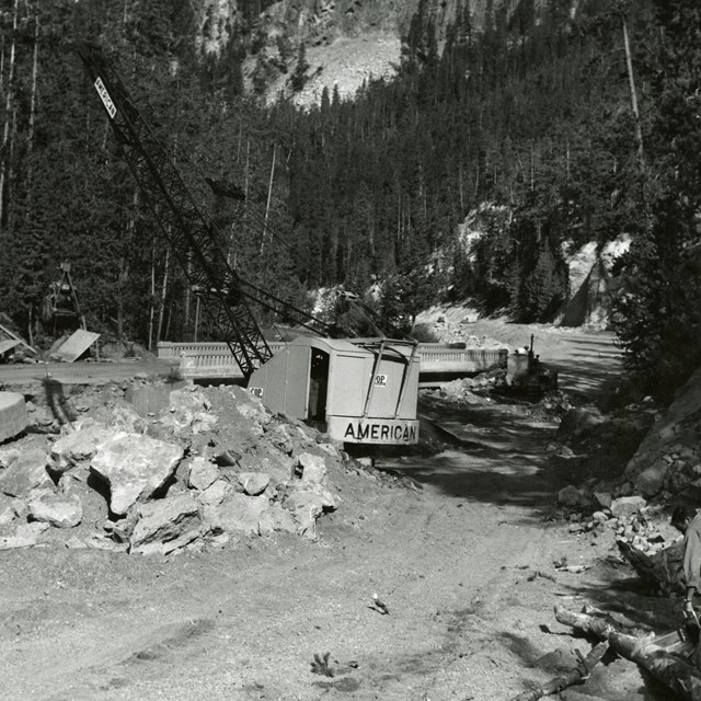 Gibbon River Bridge construction