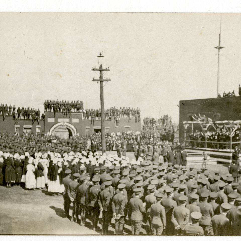 During an incredible celebration, we see perhaps hundreds of military personnel and healthcare workers as they look on to a medal award in the very center.