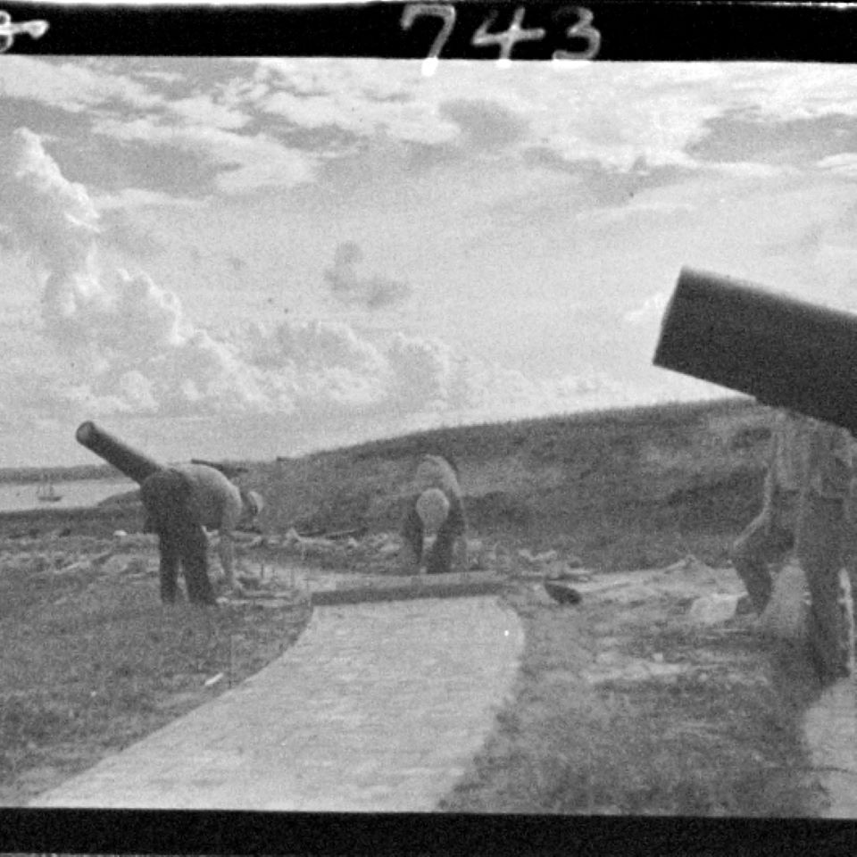Bricklayers in the early 1900’s put down brick paths which guide foot-traffic around parts of the Fort,  emulating the ever evolving state of Fort McHenry’s features throughout history.