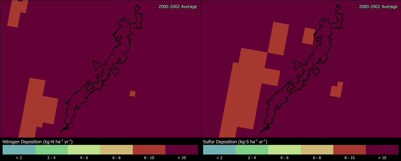 Two maps showing GRCA boundaries. The left map shows the spatial distribution of estimated total nitrogen deposition levels from 2000-2002. The right map shows the spatial distribution of estimated total sulfur deposition levels from 2000-2002.
