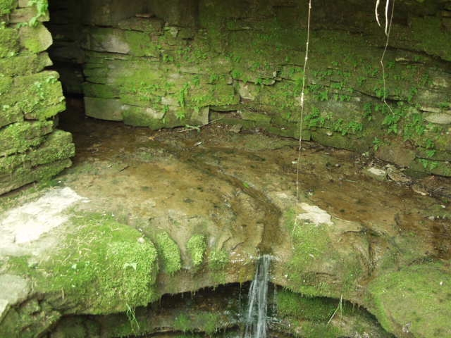 water coming out of spring in rock water coming out of spring in rock