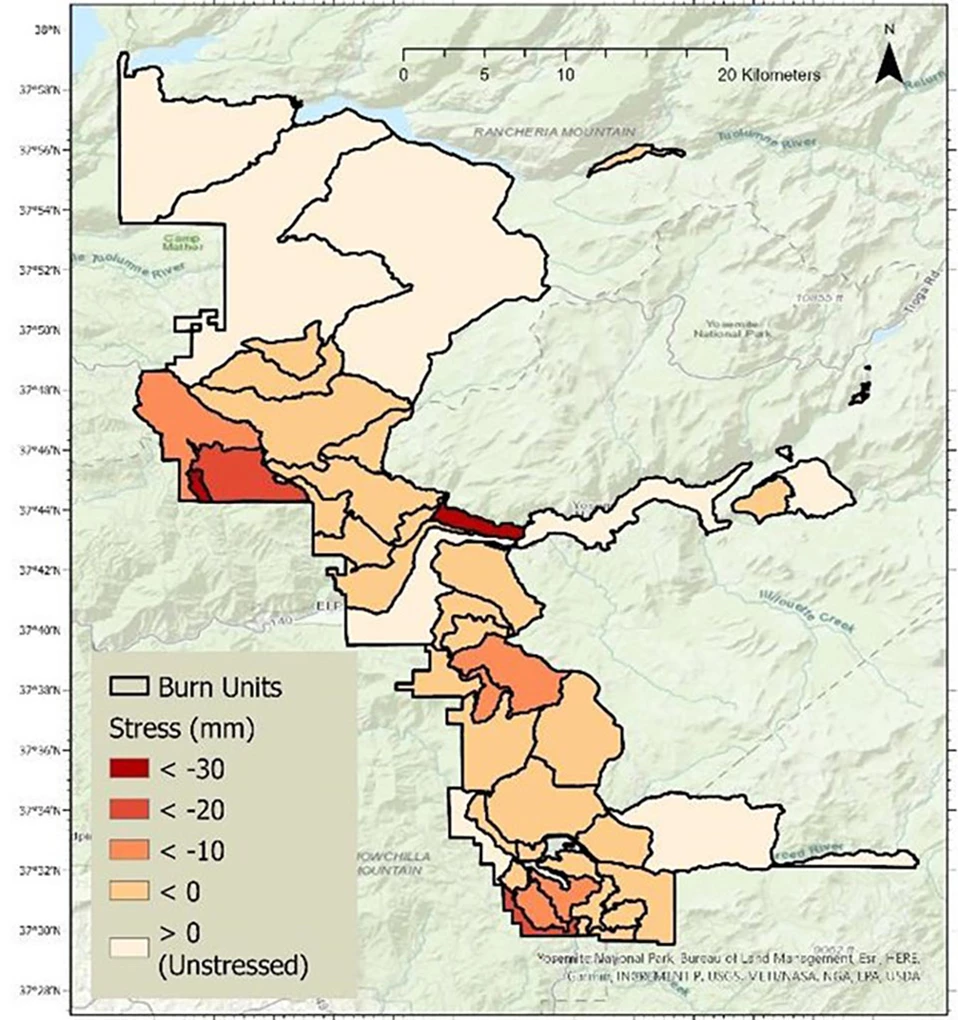 Graphic of burn units in the western portion of YOSE. Modeled water stress under 2021 conditions shows 2 units in the two highest stress categories; 5 units in the third highest stress category; many units in the last two categories with lowest stress.