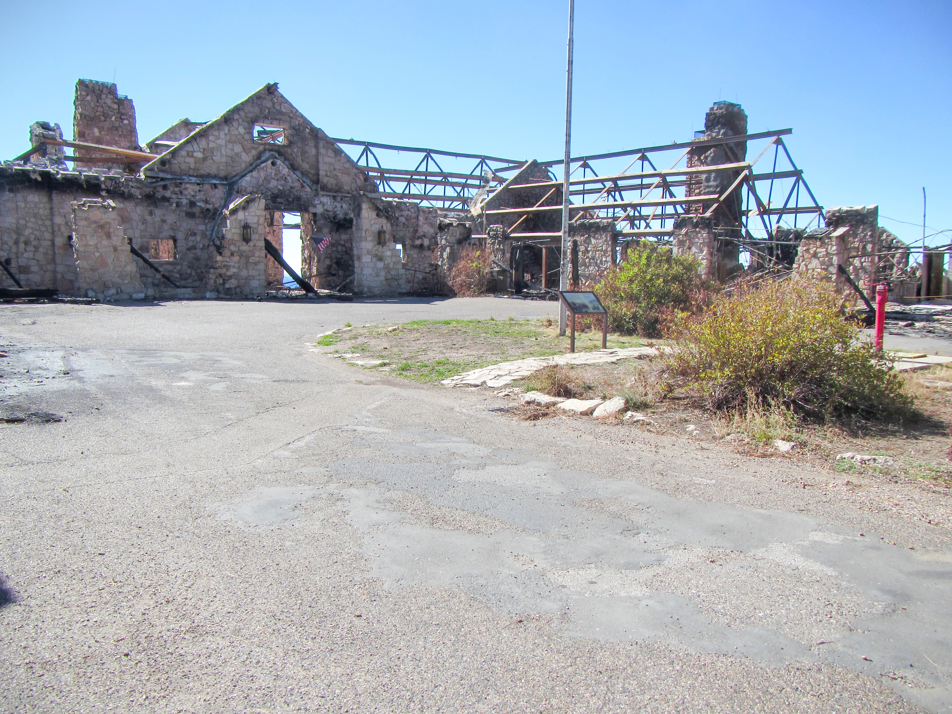 Remaining walls of the Grand Canyon Lodge pre demolition