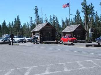 Vehicles waiting to enter Yellowstone National Park from the John D. Rockefeller, Jr. Memorial Parkway