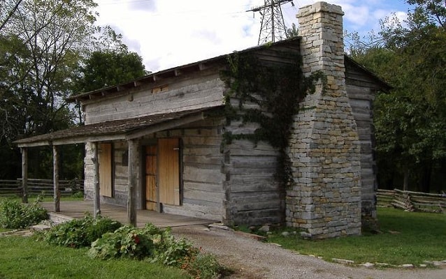 reconstructed cabin of george rogers clark