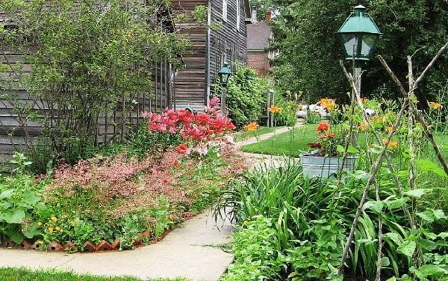 present day woodshed garden