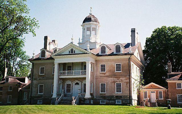 Photo of Hampton's Lower House with slave quarters Photo of Hampton's Lower House with slave quarters