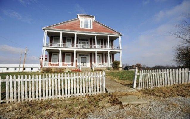 Photo of the Old Slave House