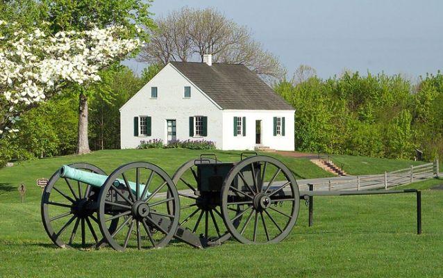 Modern photo of Dunker Church with cannon Modern photo of Dunker Church with cannon