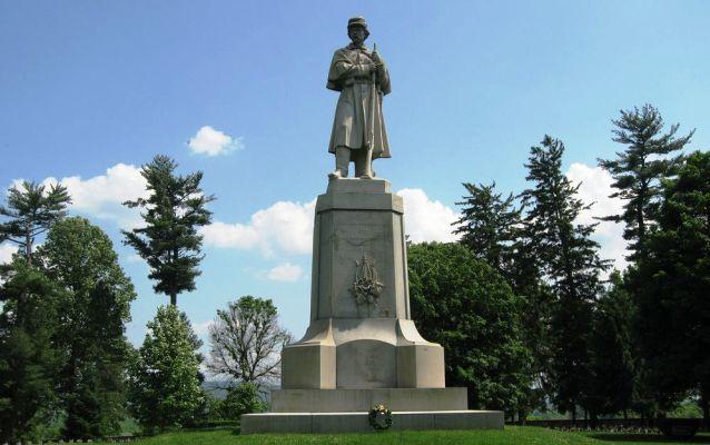 Modern photo of Private Soldier Monument at Antietam National Cemetery Modern photo of Private Soldier Monument at Antietam National Cemetery