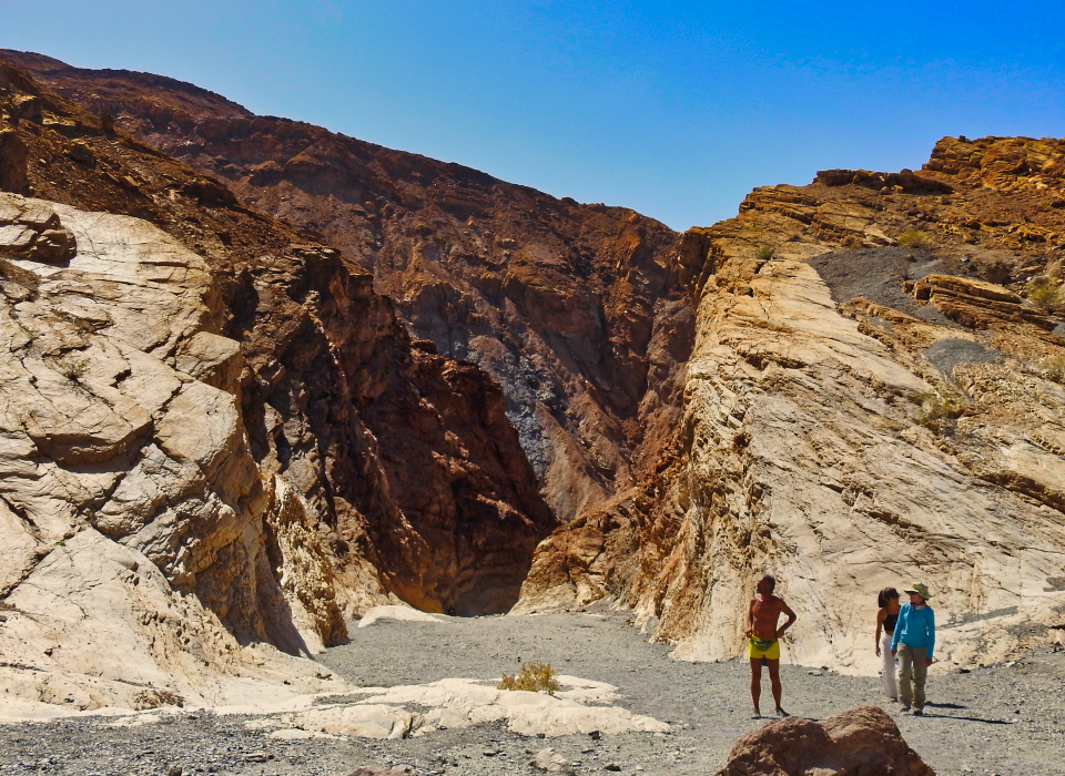 Colorful swirls that evoke curves in cliff walls.