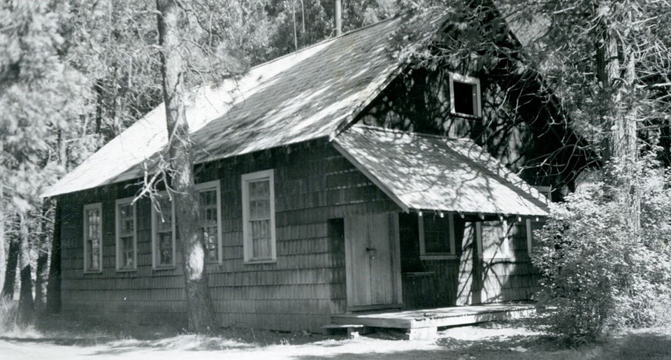 Chinese Laundry, 1947.