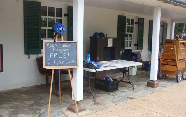 Bike Loaner table outside of the Great Falls Tavern Visitor Center