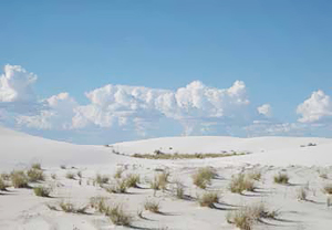 Gypsum dunes at White Sands National Monument, New Mexico, USA.