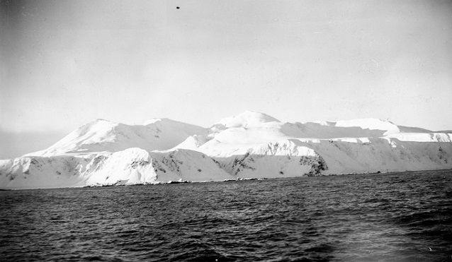 Snowy mountains and ocean Snowy mountains and ocean