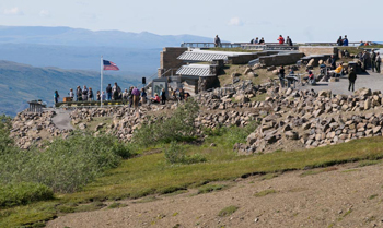 Eielson Visitor Center with green roof Eielson Visitor Center with green roof