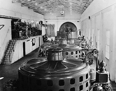 Black and white photograph of the interior of the Crosscut powerplant with generating units
