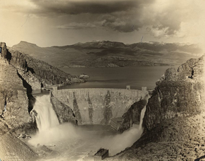 Black and white photo of Theodore Roosevelt Dam