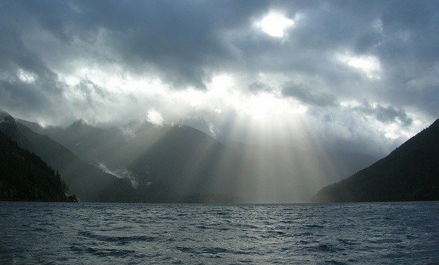 Dramatic clouds over Lake Crescent Dramatic clouds over Lake Crescent