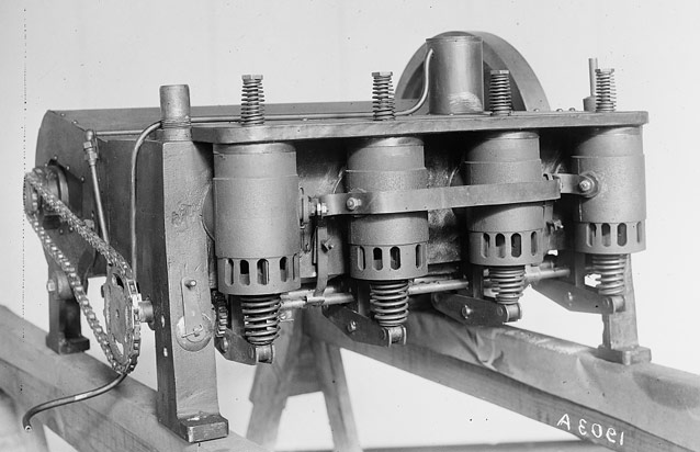 The 1903 engine, reconstructed in 1928