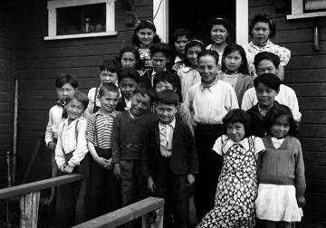 black and white photograph of 21 school children black and white photograph of 21 school children