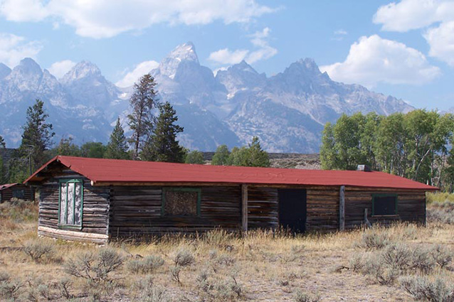 Dance cabin, 2006 (Shapins Associates for NPS)