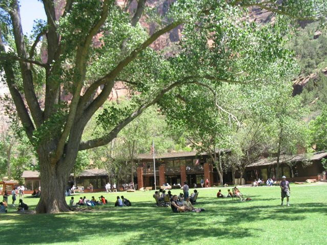 Zion Lodge (NPS) Zion Lodge (NPS)