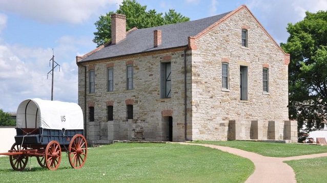 Supply Wagon and Commissary (Fort Smith National Historic Site)