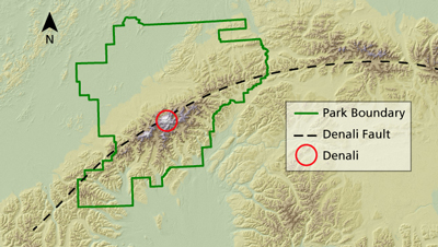 a map that shows that the Denali fault lies directly beneath the Alaska range