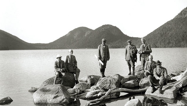 Door and friends pose on the edge of Jordan Pond