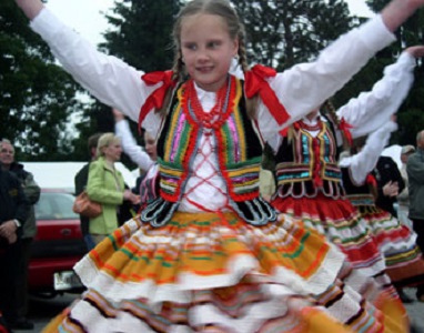 Little girls dancing Little girls dancing