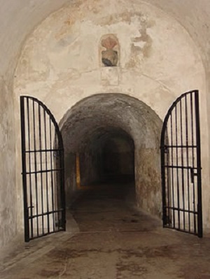 Entrance to the Castillo San Cristobal tunnel
