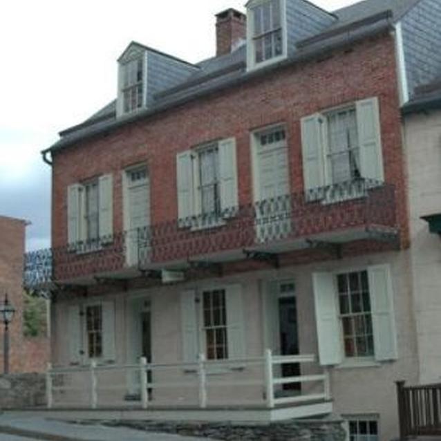 Modern photo of Frederick Roeder's Confectionary in Harpers Ferry, W.V.